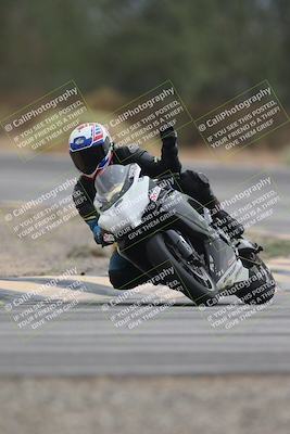 media/Sep-21-2025-Race Pace (Sun) [[98bf33ef95]]/Non Verified/4-Turn 3 (910am)/